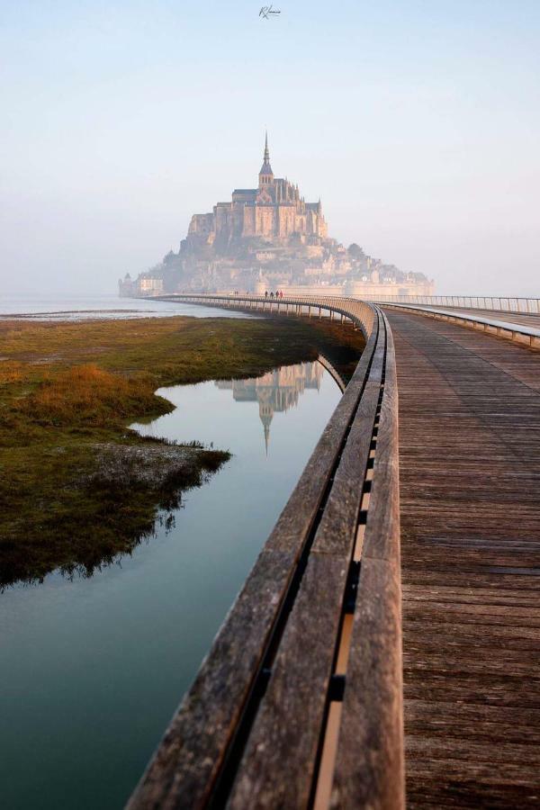 Вилла Le Petit Lustucru Saint-Martin-des-Champs  Экстерьер фото