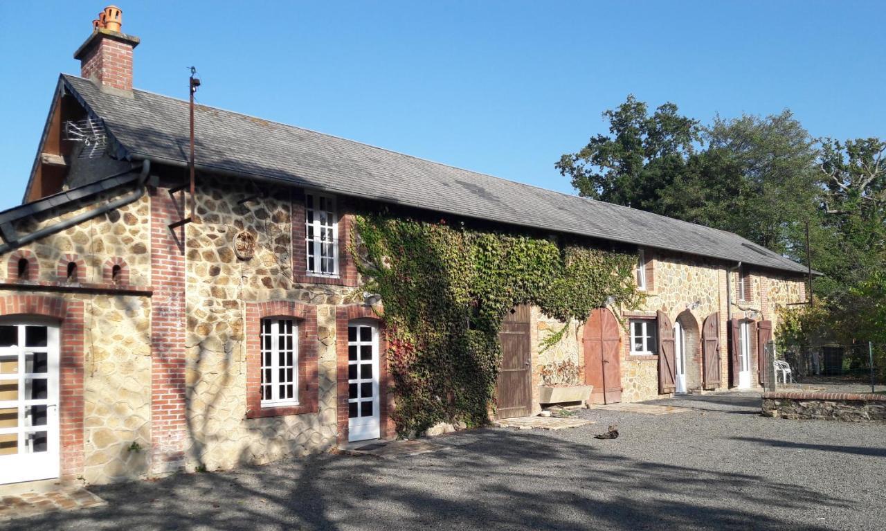 Вилла Le Petit Lustucru Saint-Martin-des-Champs  Экстерьер фото